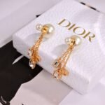 Dior CD knitted diamond stud earrings
