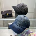 Original embroidered Louis Vuitton baseball cap - Image 8