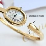 Cartier new bathtub bracelet watch 18k gold - Image 9