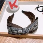 DIOR hair band - Image 9