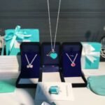 Tiffany heart-shaped necklace in three colors - Image 2