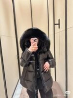 Moncler Cropped down jacket - Image 4
