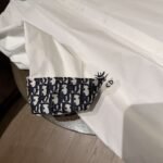DIOR’s new women’s shirt CD embroidered with little bee logo - Image 10