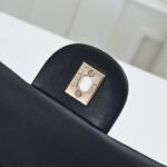 Chanel classic bag 25.5x16x6.5cm Sheepskin material - Image 8