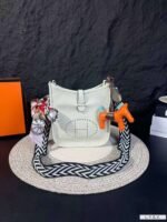 Hermes Evelyn Shoulder Bag - Image 5