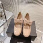 Chanel’s new early spring bow Mary Jane shoes Calf patent leather material
