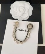 Chanel New Round Pearl Black Leather Double Brooch