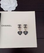 Chanel heart earrings - Image 3