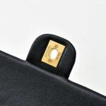 CHANEL Classic bag 23x15cm - Image 4