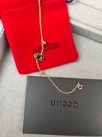 QeeLin V Gold Kirin Pink Opal Bracelet - Image 2