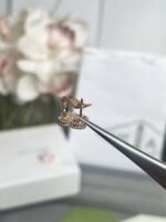 Van Cleef & Arpels four-leaf clover full diamond earrings Premium - Image 2