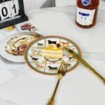 Hermès New Arrival Ten Horses Double Plate Set - Image 5