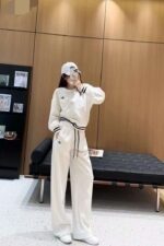 alo Casual set: crew neck sweatshirt and sweatpants - Image 5