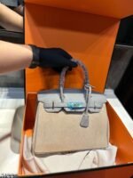 Hermes Kelly handbag suede material - Image 2