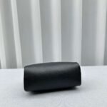 THE ROW Handbag high-end version size 19.5x10x8cm - Image 5