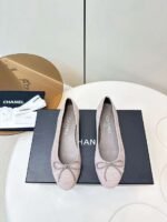Chanel new fashion ballet flats with bow detail, classic and premium edition.