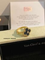 Van Cleef & Arpels four-leaf clover ring - Image 8