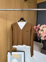 MIUMIU fake two-piece splicing V-neck short knitted pullover high-quality shirt - Image 4