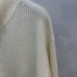 Hermès autumn and winter new mid-length cashmere knitted zipper jacket H-button patchwork leather pocket design high-quality clothing - Image 9