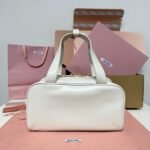 MIUMIU new underarm bowling bag made of soft calfskin material, high-end version, size: 28x15x13cm - Image 11