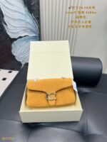 COACH new Cloud Soft Tabby bag - Image 2