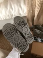 UGG autumn and winter new three-wear wool slippers sole thickness 4cm Wool material - Image 8
