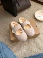 UGG New winter Mary Jane velvet shoes with wool lining - Image 11