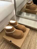 UGG autumn and winter new thick-soled Martin boots Bottom thickness: 5cm - Image 8