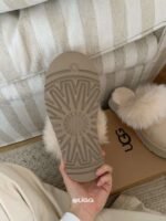 UGG Winter long wool slippers with inner wool material, 3.5cm thick sole - Image 8