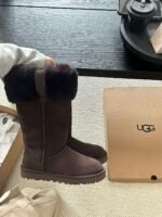 UGG’s new winter boots feature a wool lining. - Image 8