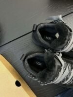 UGG new winter snow boots have a wool lining. - Image 12