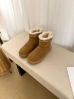 UGG Fall/Winter New Style Leather Buckle Taslin Snow Boots with Wool Lining - Image 5