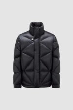 Moncler down jacket - Image 3
