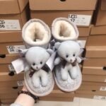 UGG children’s snow boots EU25-35 - Image 2