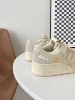 Adidas Originals Forum 84 Low Retro Sneakers - Image 6