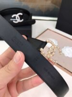 Chanel pearl belt - Image 4