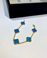 van cleef & arpels 5 Flower Bracelet - Image 9