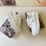 VALENTINO website Synchro VT ONE STUD XL Low top sneakers