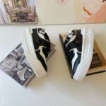 VALENTINO website Synchro VT ONE STUD XL Low top sneakers - Image 15