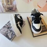 VALENTINO website Synchro VT ONE STUD XL Low top sneakers - Image 12