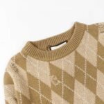 Gucci diamond plaid round neck sweater with holes - Image 3