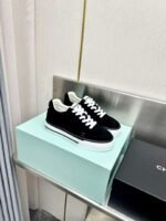 Chanel Panda color scheme, quilted design with fresh and colorful color blocking. - Image 2