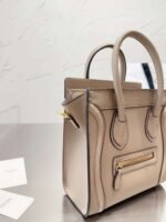 CELINE Luggage series bag size: 25cm - Image 7