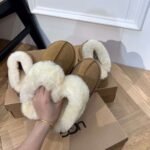UGG wool slippers - Image 6