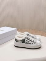 DIOR’s new winter sneakers are lined with wool - Image 13