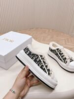 DIOR’s new winter sneakers are lined with wool - Image 7