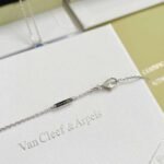 Van Cleef & Arpels Chalcedony Necklace VAC Chalcedony Four-Leaf Clover Necklace Premium Edition - Image 3