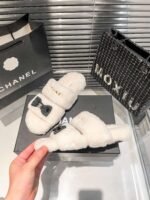 Chanel slippers - Image 4