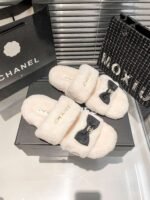 Chanel slippers - Image 3