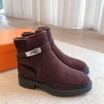 Hermès classic Kelly boots are made of calfskin leather and lambskin leather lining. High-end autumn and winter boots - Image 10